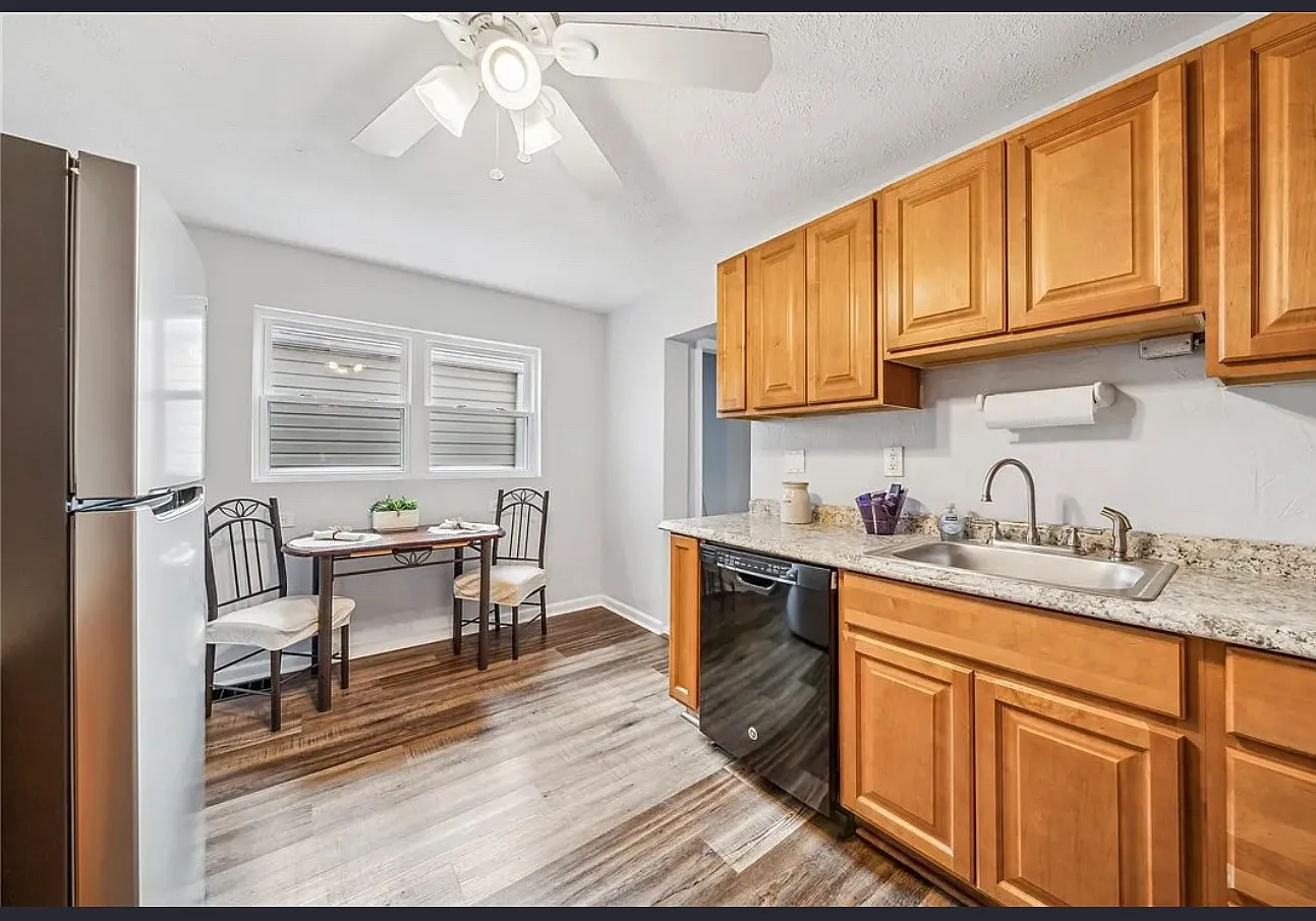 3 bed, 1650 sqft, $1,800 — Photo 4