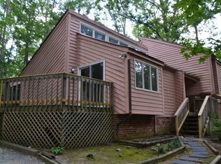 8008 Stiles Rd, North Chesterfield, VA 23235