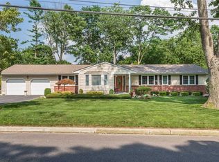 5 Francis St, East Setauket, NY
