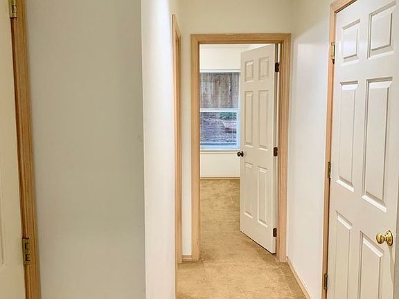 4th image of 12527 27th Ave NE