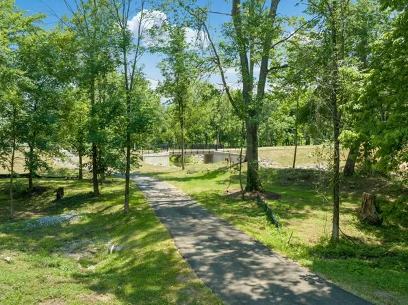 901 Bellerive Blvd, Nicholasville, KY 40356