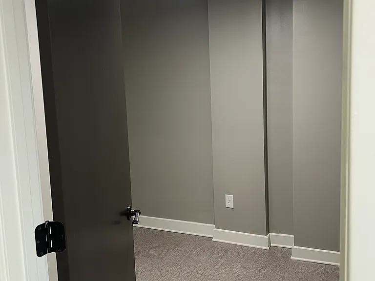 Pulaski Lofts — Photo 148