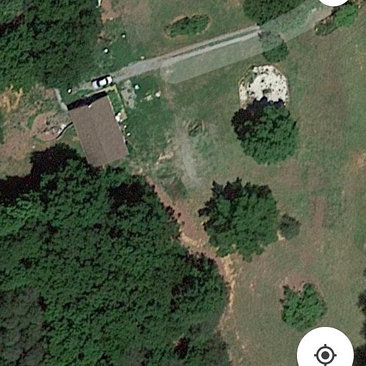 2nd image of 1533 Wapiti Run Rd