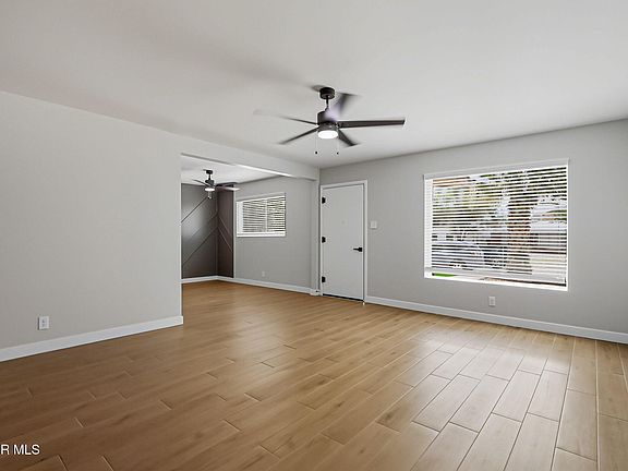 5th image of 3408 Hixson St