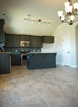 4th image of 9204 Misty Ln