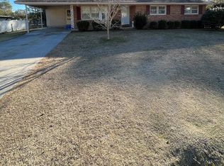 2013 Lee Ave, Tifton, GA 31794