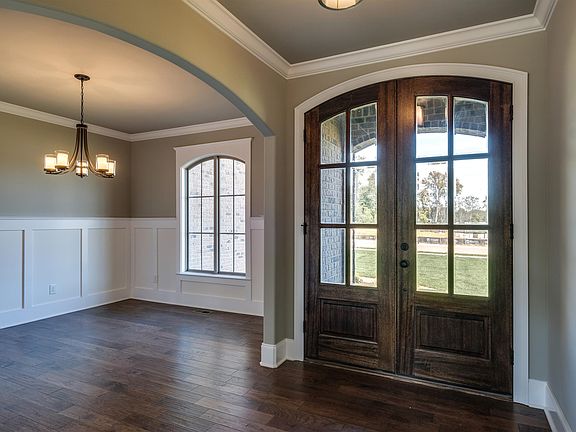2nd image of 1315 Barnsdale Pl Lot 23