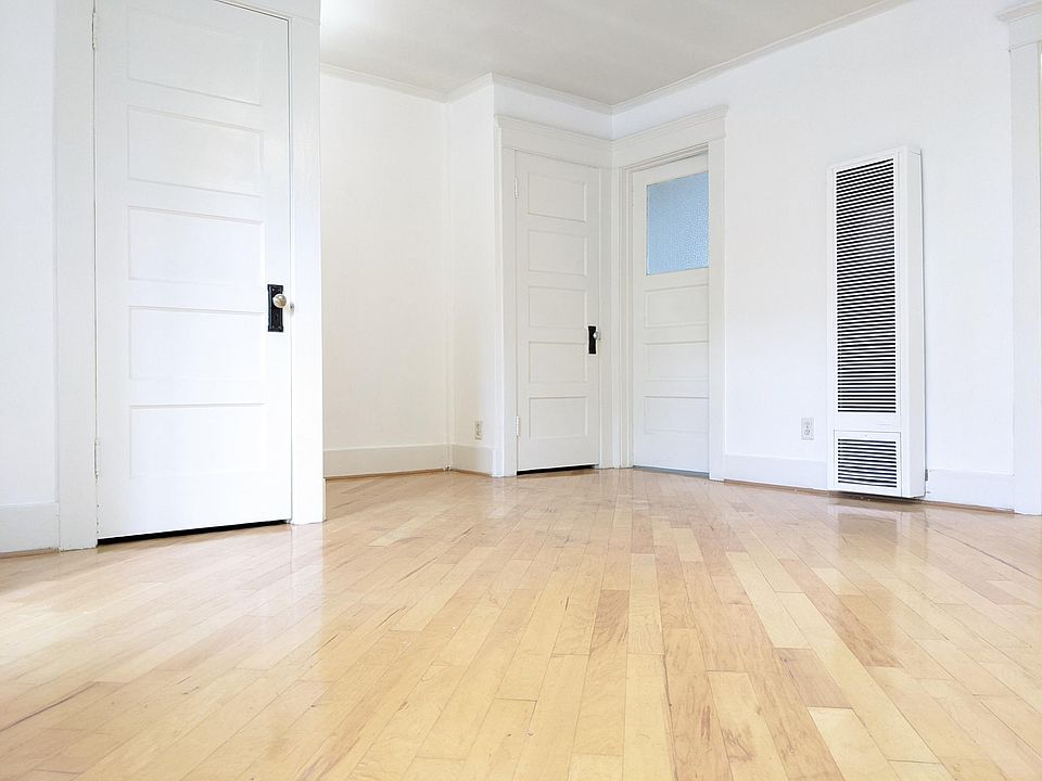 1st image of 1520 Andalusia Ave #3