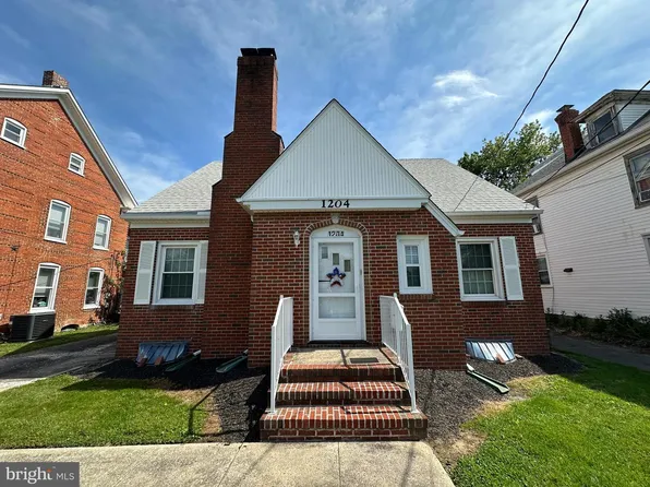 1204 Virginia Ave, Hagerstown, MD 21740