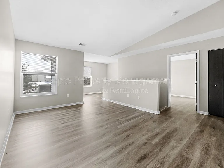 9010 Charlotte Ct — Photo 5