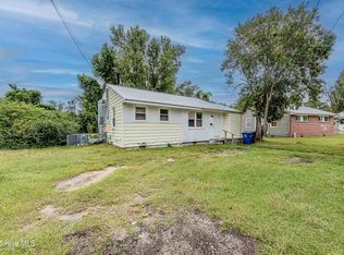 419 New River Dr, Jacksonville, NC 28540