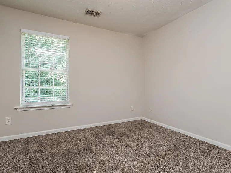 1002 Allegiance Dr — Photo 14