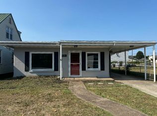 4006 Waverly Rd, Huntington, WV 25704