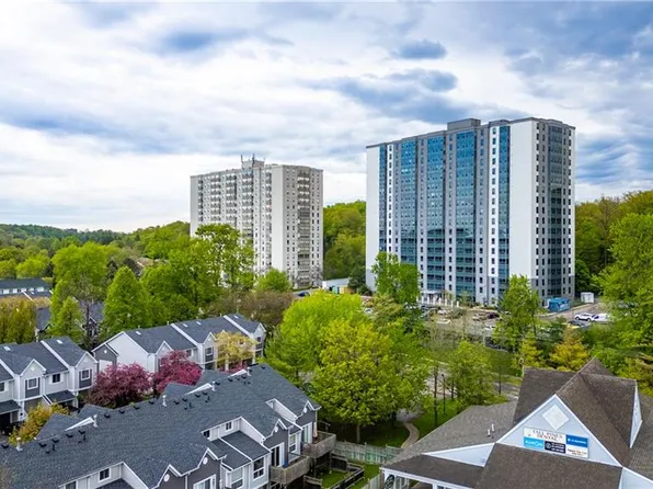 55 Green Valley Dr #608, Kitchener, ON N2P 1Z6