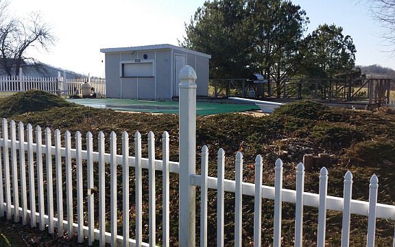 5th image of 1546 Lincoln Pike