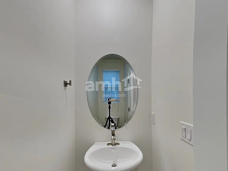 11031 S Kitty Hawk Rd — Photo 7