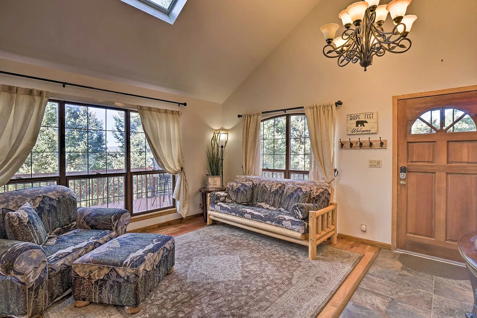 4 bed, 3.0 bath, 2658 sqft, $5,056 — Photo 1