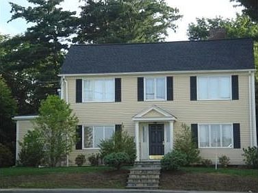 2nd image of 805 Neponset St