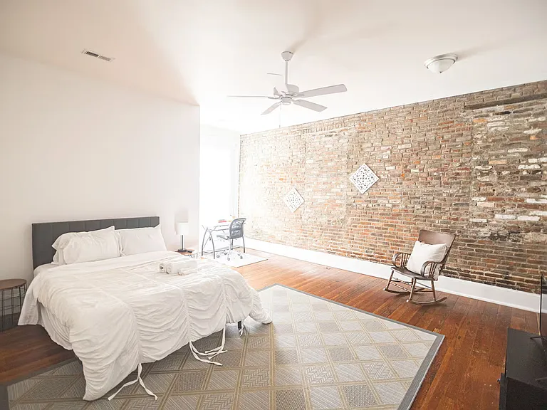 20 S Front St #A — Photo 9