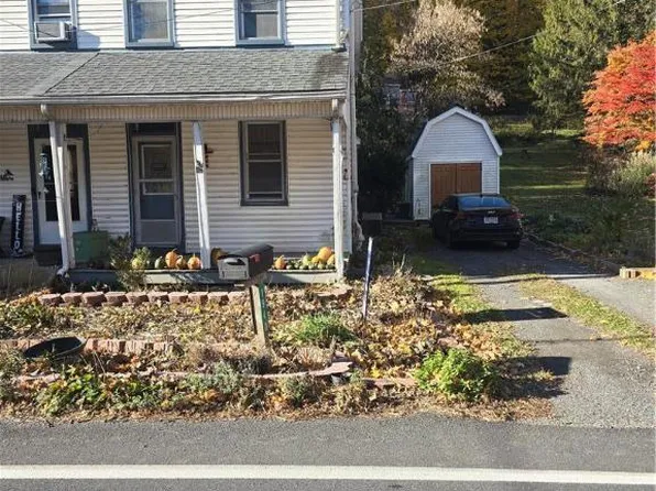 1940 S Delaware Dr, Easton, PA 18042