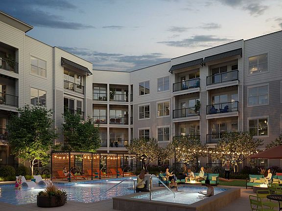 Our unique approach to amenities in common area spaces creates a bustling hospitality-styled atmosphere for residents and guests alike.