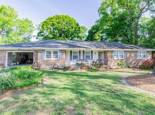 5547 State Highway 33 E, Grimesland, NC 27837