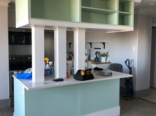 10883 Saskatchewan Dr NW #512, Edmonton, AB T6E 4S6