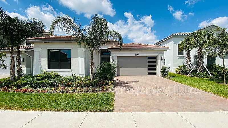 1st image of 7325 Stella Ln