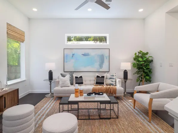 3911 Duval St #2, Austin, TX 78751