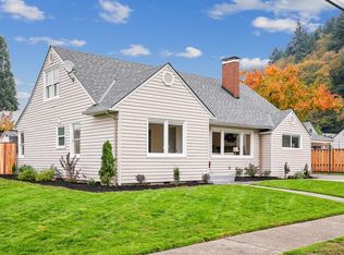 8915 NE Hill Way, Portland, OR 97220