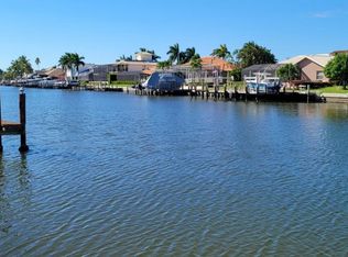 978 Hunt Ct, Marco Island, FL 34145