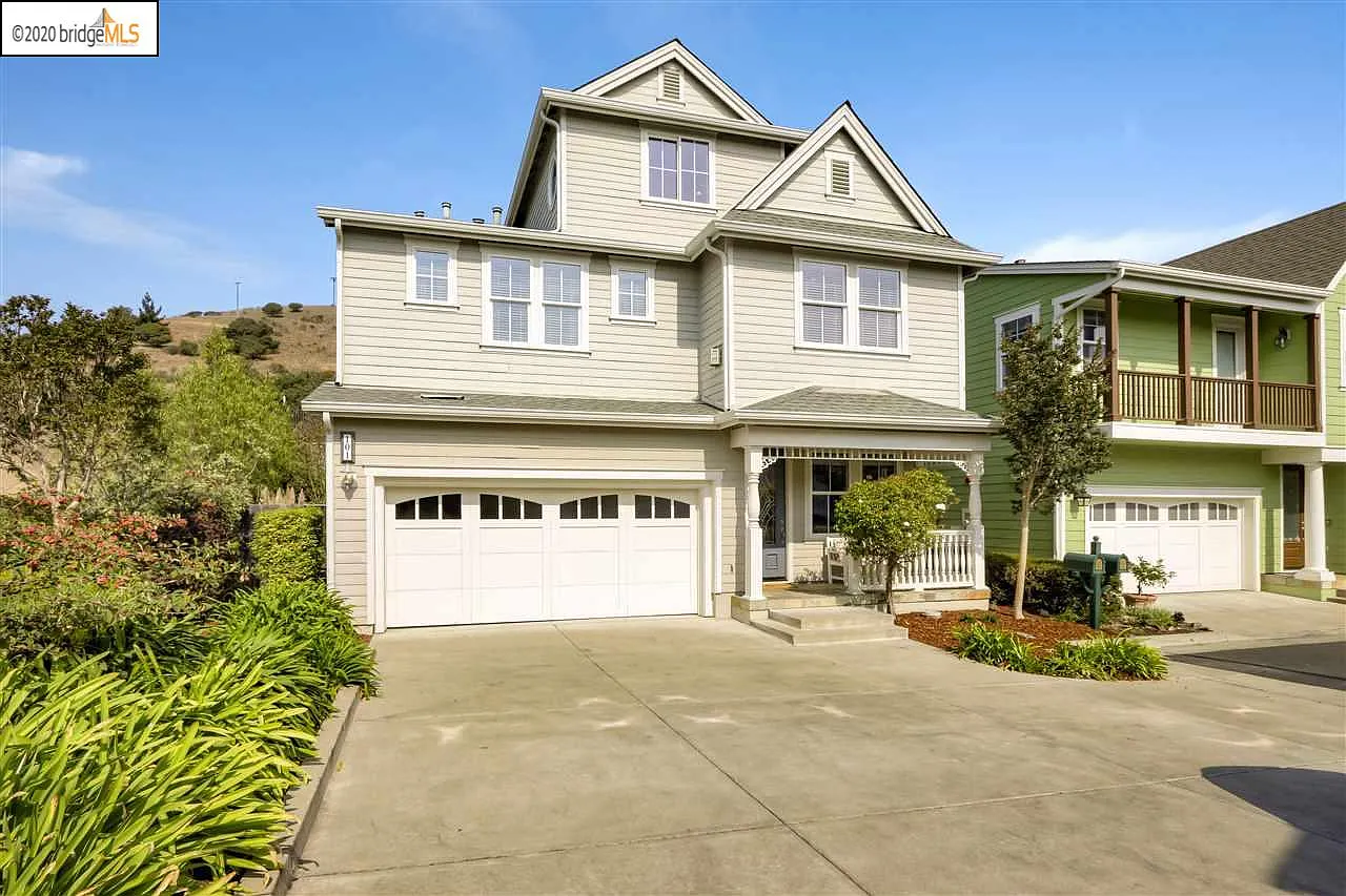 101 Seacliff Ct photo 1
