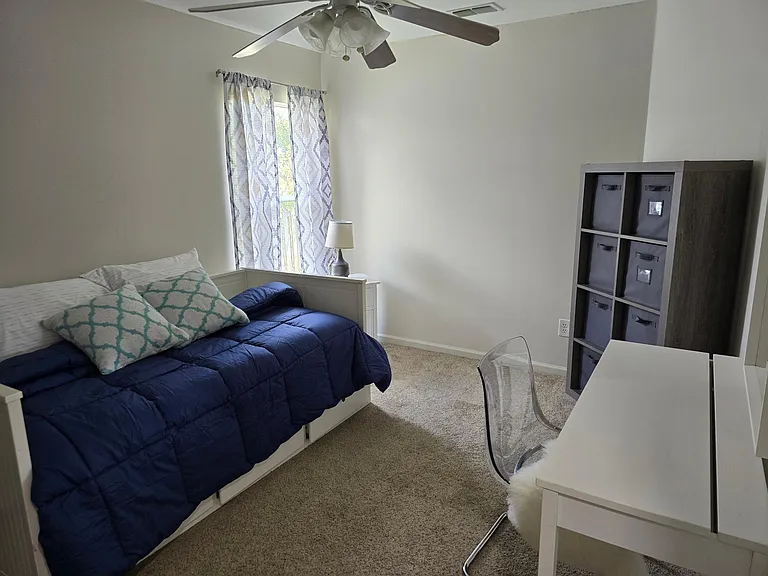 1652 Redstone Ct — Photo 42