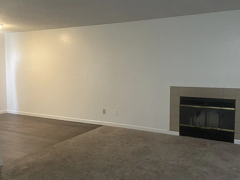 139 W San Jose Ave #111 — Photo 3