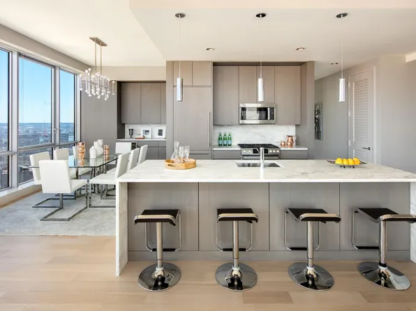 160 Madison Avenue image 1 of 21