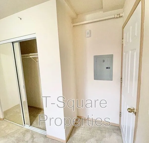 717 Cedar Ave #202 — Photo 8