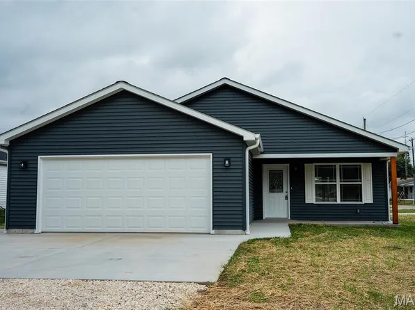 1215 Kincaid St, Bowling Green, MO 63334