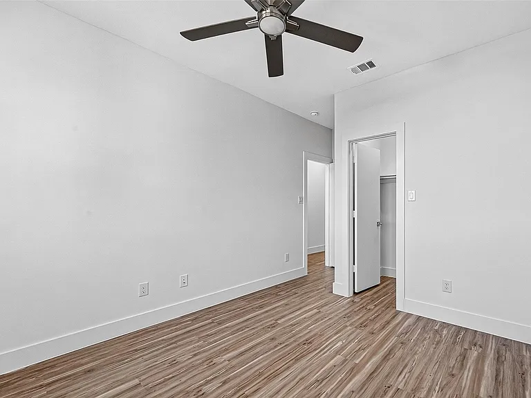 2105 Holman St — Photo 26