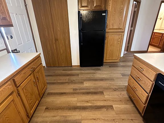 2nd image of 127 Stuttgart Dr #10