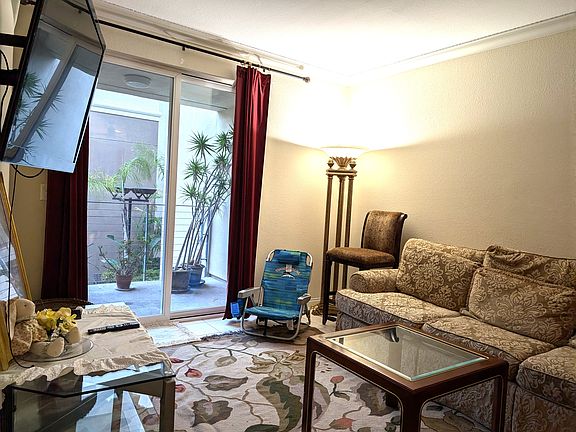 4th image of 350 K St Unit 312