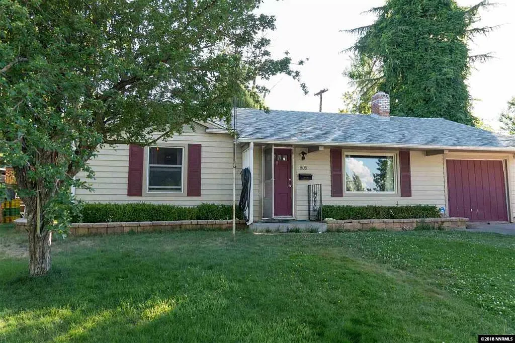 805 Reeves Ave photo 1