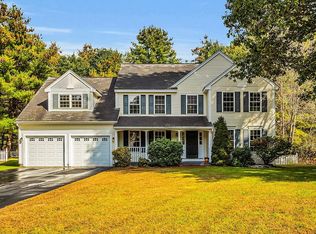 20 Conifer Ln, Amherst, NH 03031