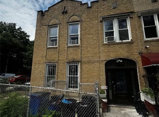 1661 E 172nd St, Bronx, NY 10472