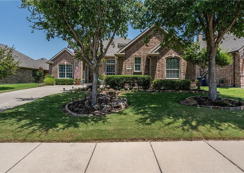 1st image of 2653 Timberhollow Dr