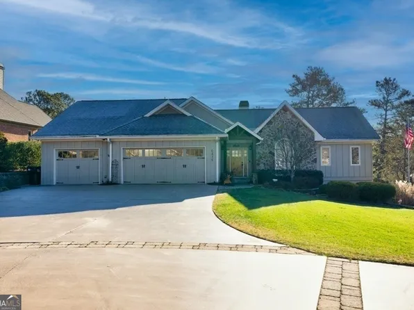 6235 Woodlake Dr, Buford, GA 30518