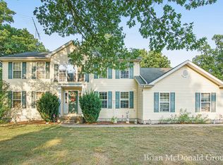 827 Nadeau Dr, Pullman, MI 49450