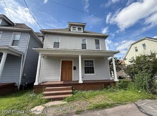 4 Plum Pl, Scranton, PA 18509