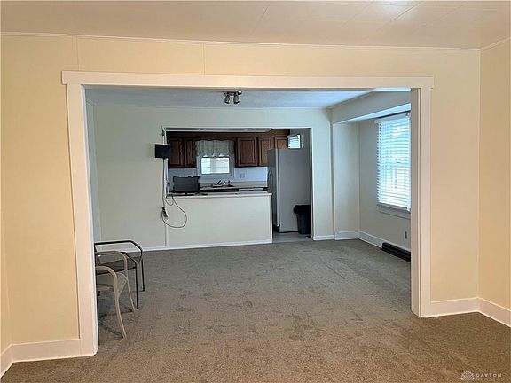 4th image of 2312 Lodell Ave