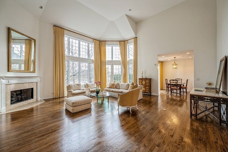 2033 Royal Ridge Dr, Northbrook, IL 60062 Zillow