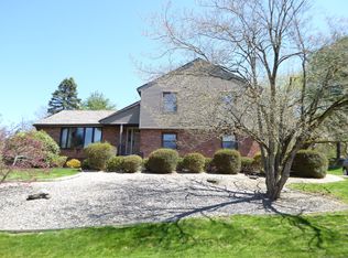 91 Hidden Hills Dr, Southington, CT 06489